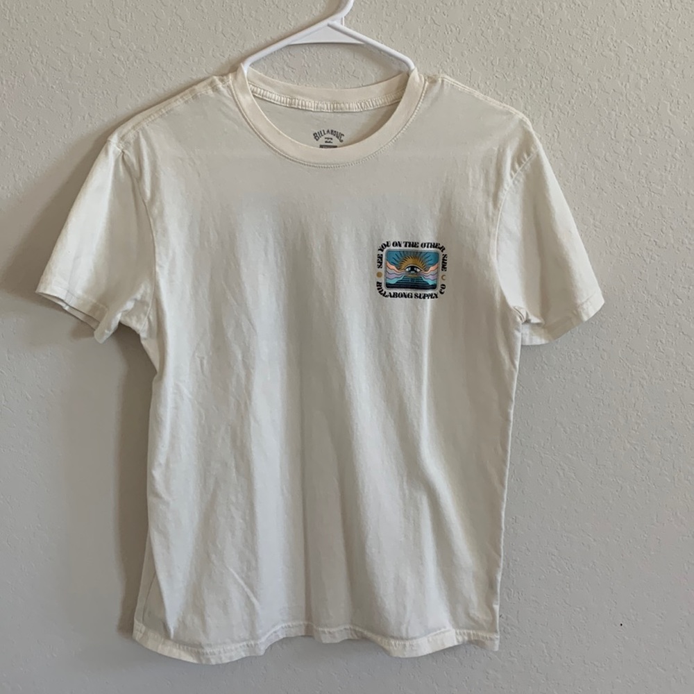 Billabong graphic tee